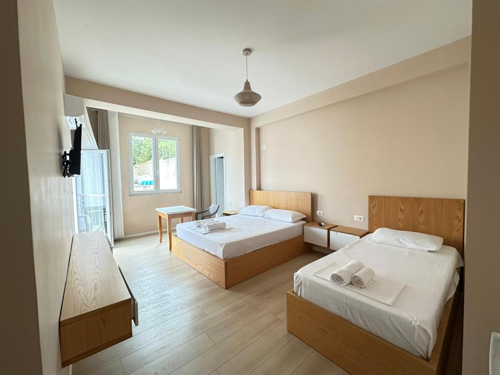 Saranda Apartments Екстериор снимка