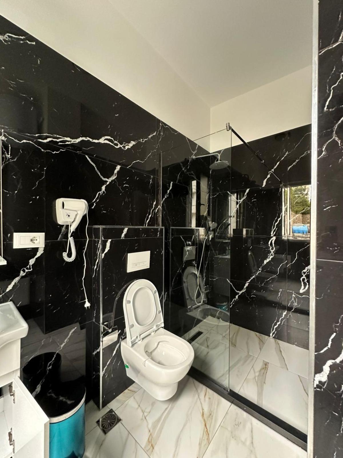 Saranda Apartments Екстериор снимка